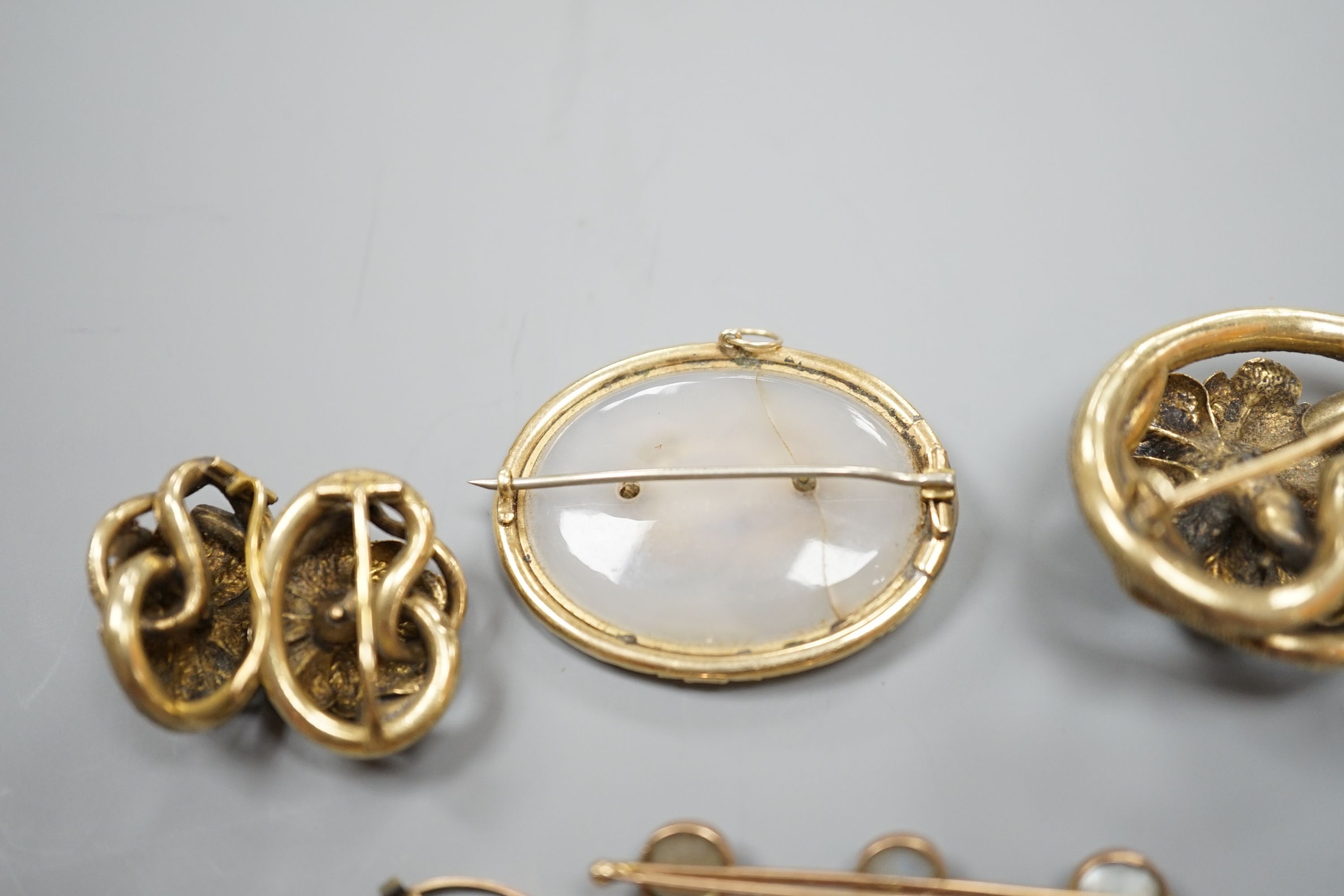 A 9ct and three stone cabochon moonstone set bar brooch, 48mm, a yellow metal and enamel Kingfisher brooch(a.f.) and other jewellery including Victorian brooches, etc.